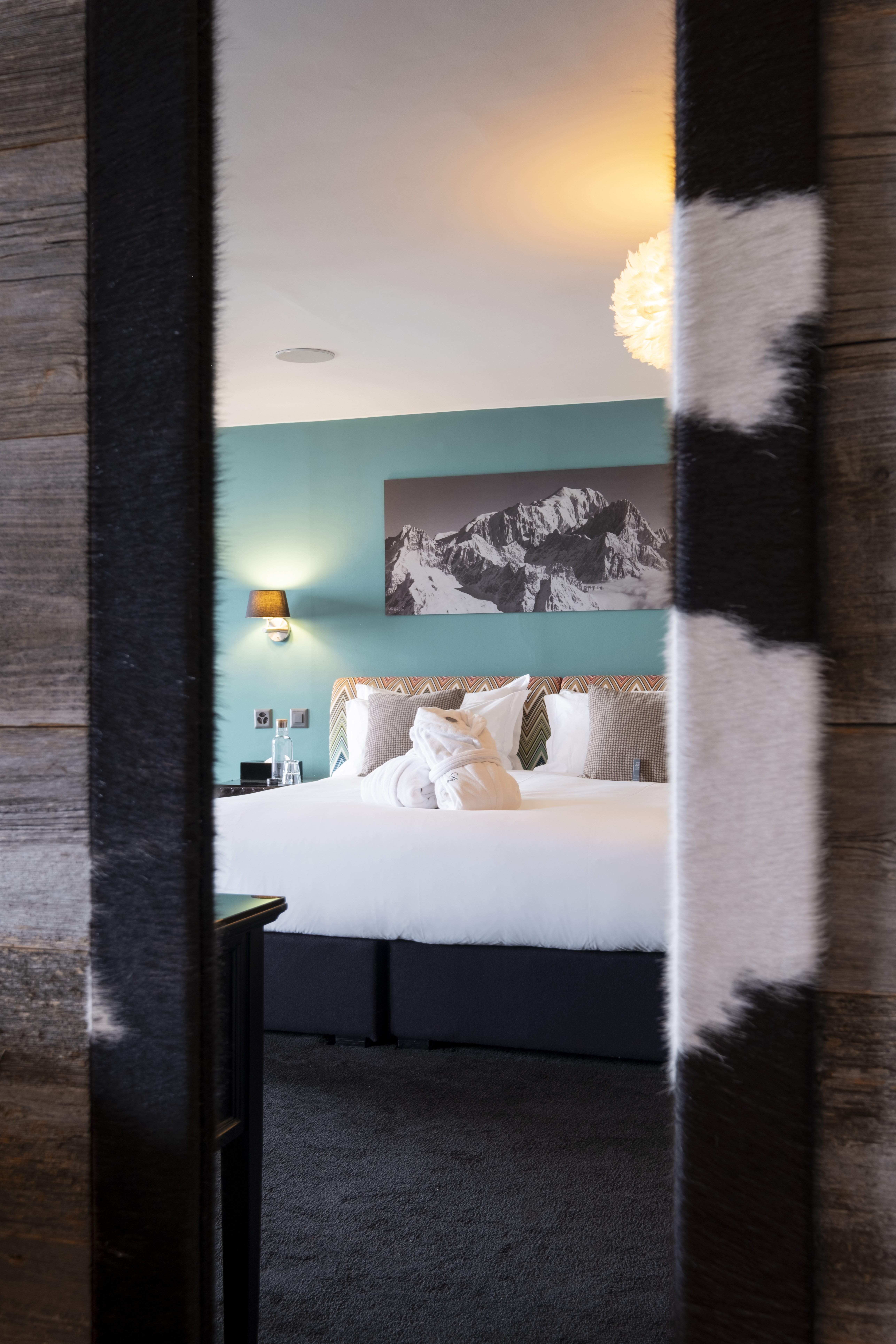 Superior room with balcony bedroom at the Hotel Farinet