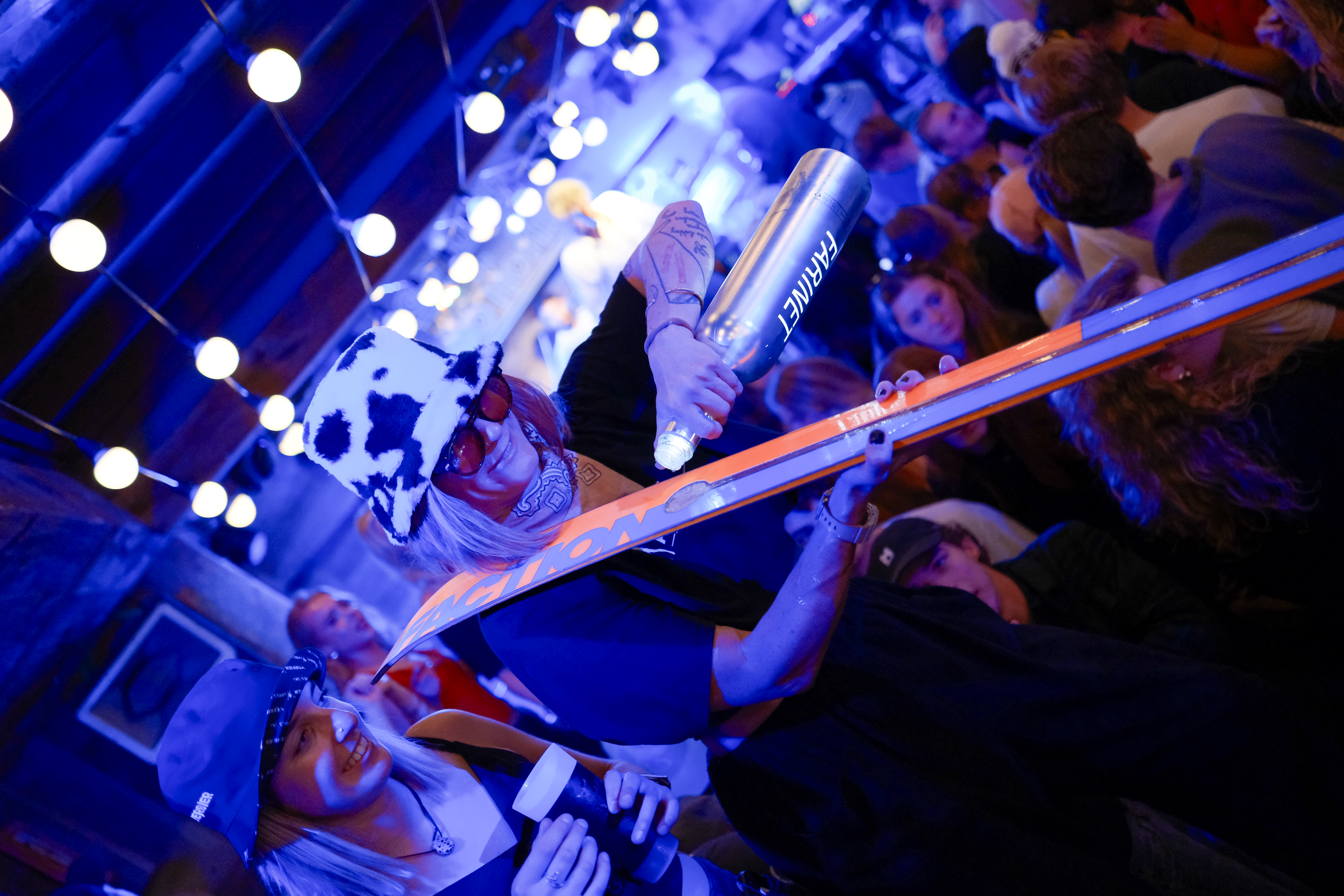 Live bands at Après-ski daily